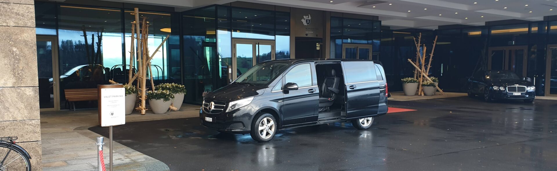 book this private taxi by mercedes benz and travel from zurich airport to verbier